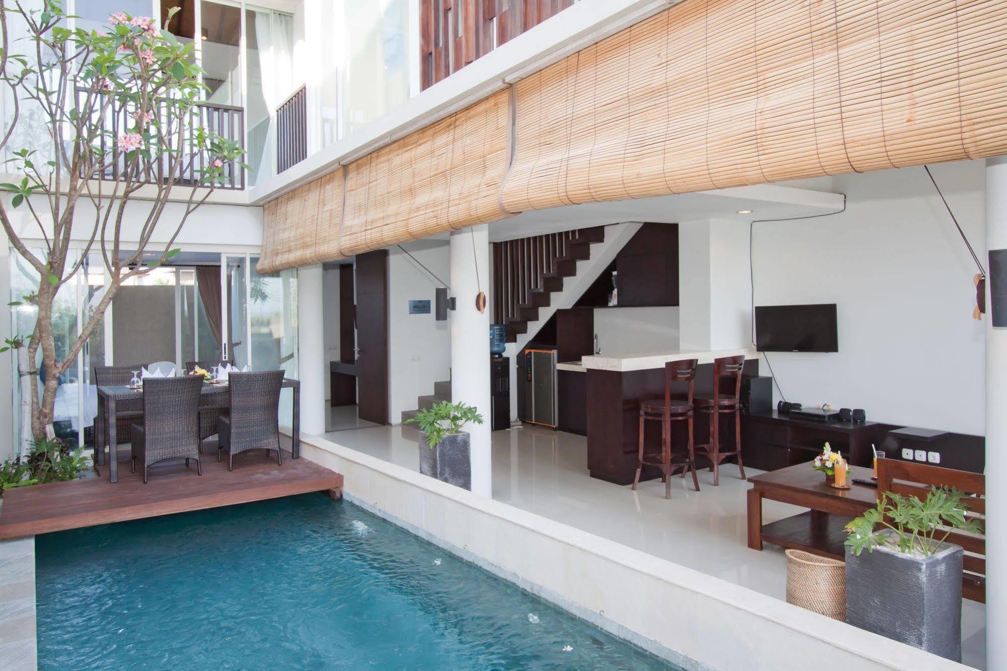 Grace And Milena Guesthouse Kuta Lombok Exterior foto